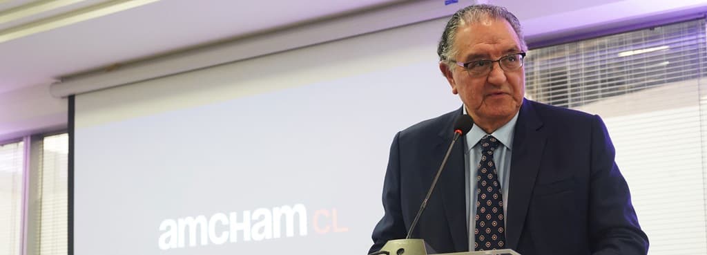 Senador Huenchumilla envía carta abierta al Presidente Kast y rechaza lógicas de mercado en reforma a la Ley 19.253: permitir venta libre, arriendos o hipotecas en tierras indígenas sería “pan para hoy y hambre para mañana”