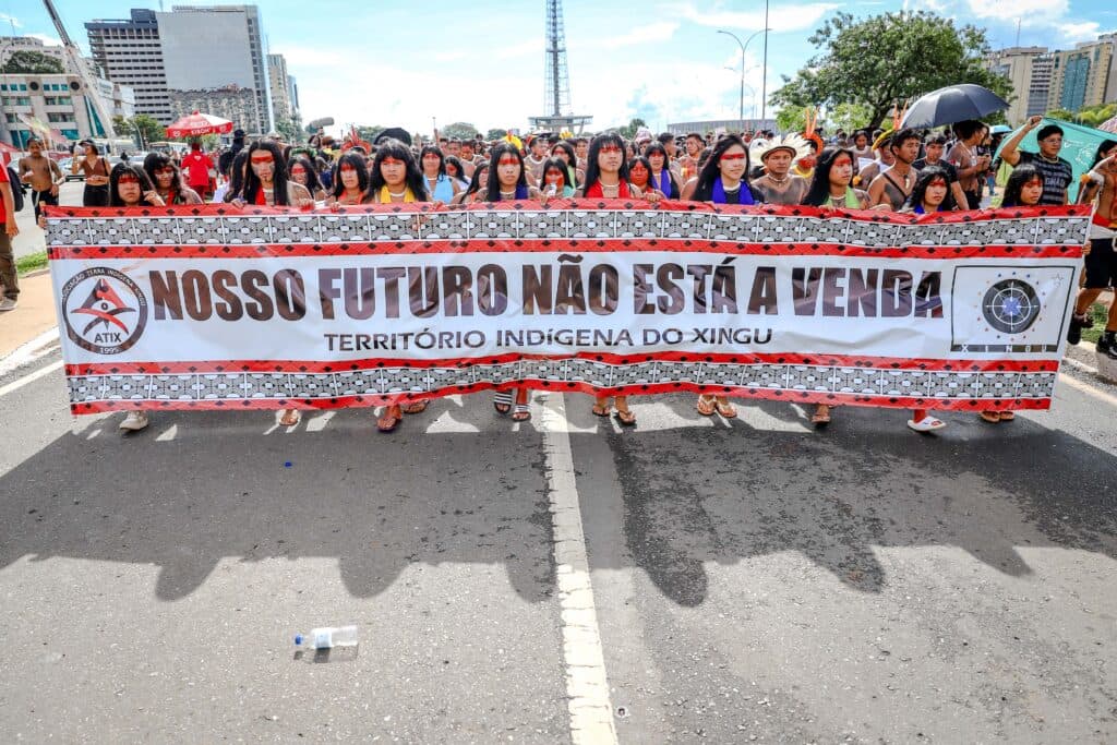 Pueblos indígenas de Brasil al mundo: sin territorio no hay futuro