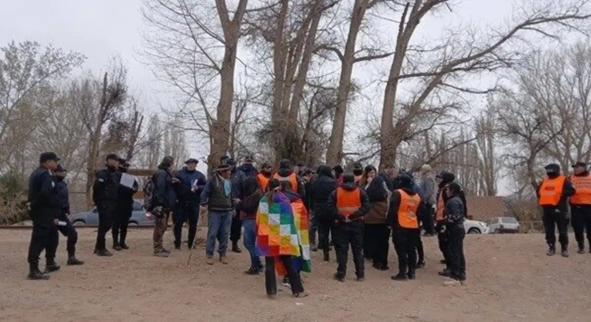 Pueblos indígenas de Argentina denuncian política de despojo territorial bajo gestión de Milei