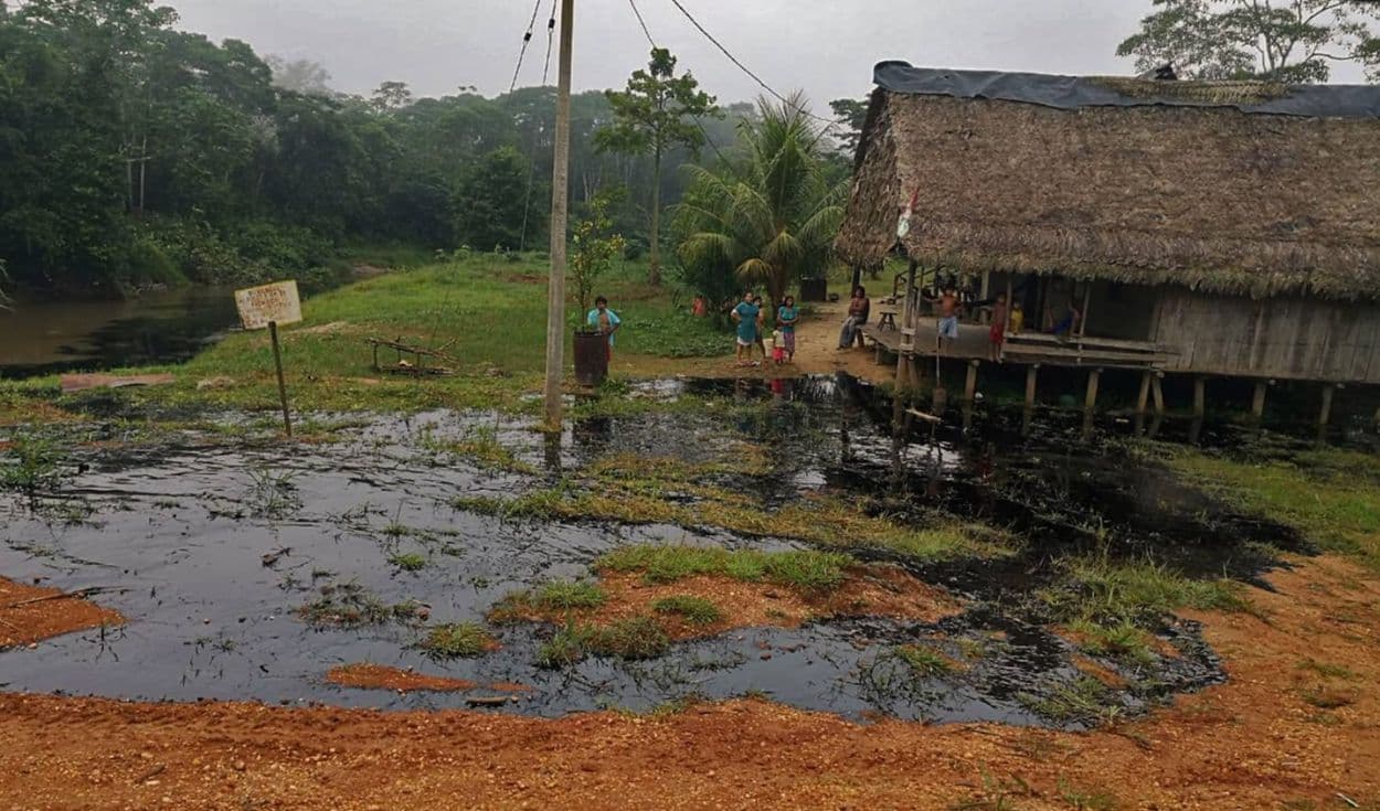 Diez años después, 119 zonas contaminadas por petróleo siguen esperando remediación en la Amazonía peruana