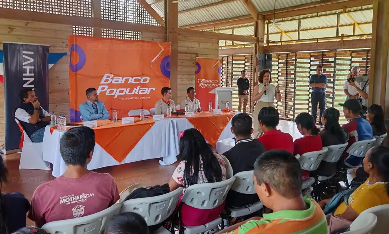 Banco Popular transforma la vida de 76 familias indígenas