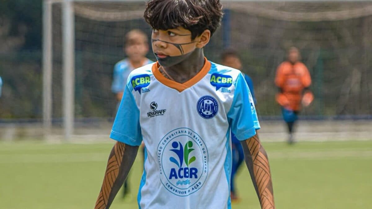 Bryan Pereira, el niño brasileño que une el fútbol con sus raíces indígenas