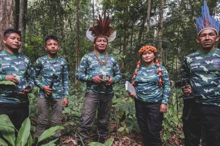 Treesistance amplía su trabajo con pueblos indígenas para frenar la destrucción de los bosques amazónicos