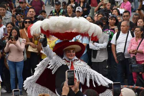 Promueven lenguas indígenas con un festival en el Zócalo