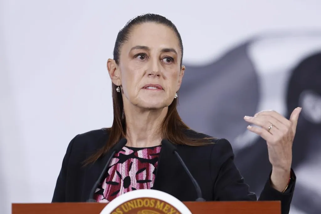 La presidenta de México niega una crisis diplomática con España antes de reunirse con Sánchez: "Lo que es muy importante es que se reconozca la fuerza de los pueblos originarios"