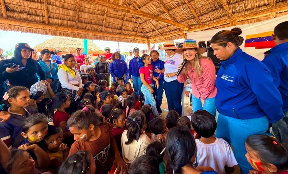 Despliegan jornada integral para atender a más de 3 mil familias en la laguna de Sinamaica