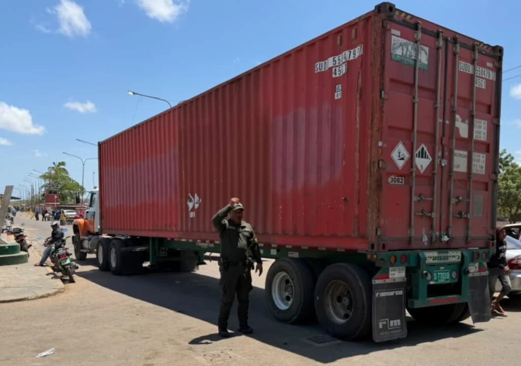 Restablecen el paso vehicular en la frontera entre Colombia y Venezuela por Paraguachón