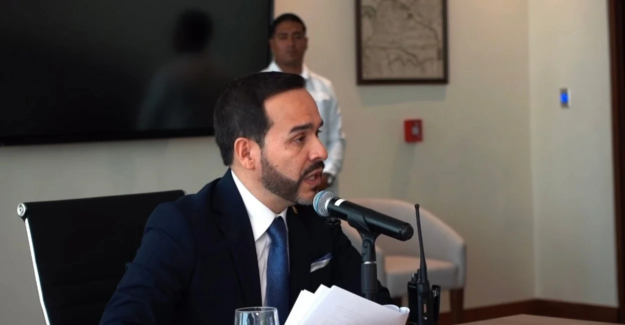 Abelardo de la Espriella anuncia nueva etapa en la relación con los pueblos indígenas y ordena revisar conflicto territorial