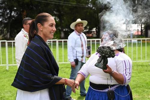 Propone Sheinbaum que ley garantice aumento del presupuesto para etnias