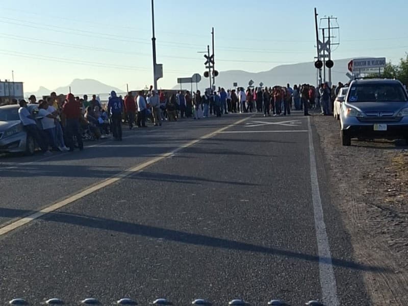 Comunidades indígenas bloquean acceso a trabajadores a planta de amoníaco en Topolobampo
