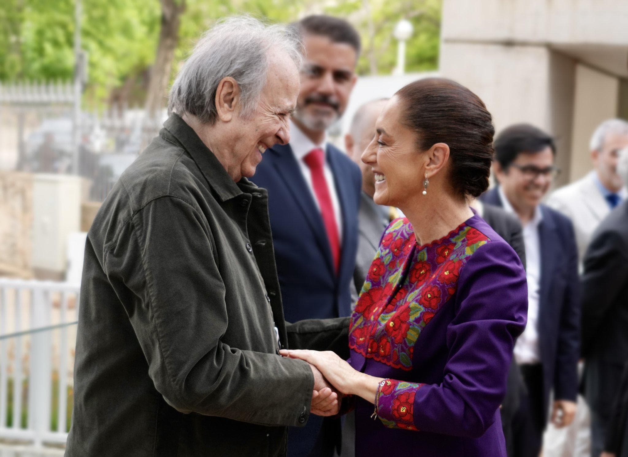 Sheinbaum cierra visita en Barcelona y alista reunión por T-MEC
