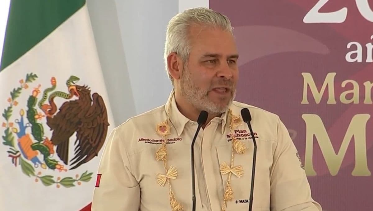 Gobernador Bedolla destaca centros contra violencia de género durante entrega de Pensión Mujeres Bienestar en Michoacán